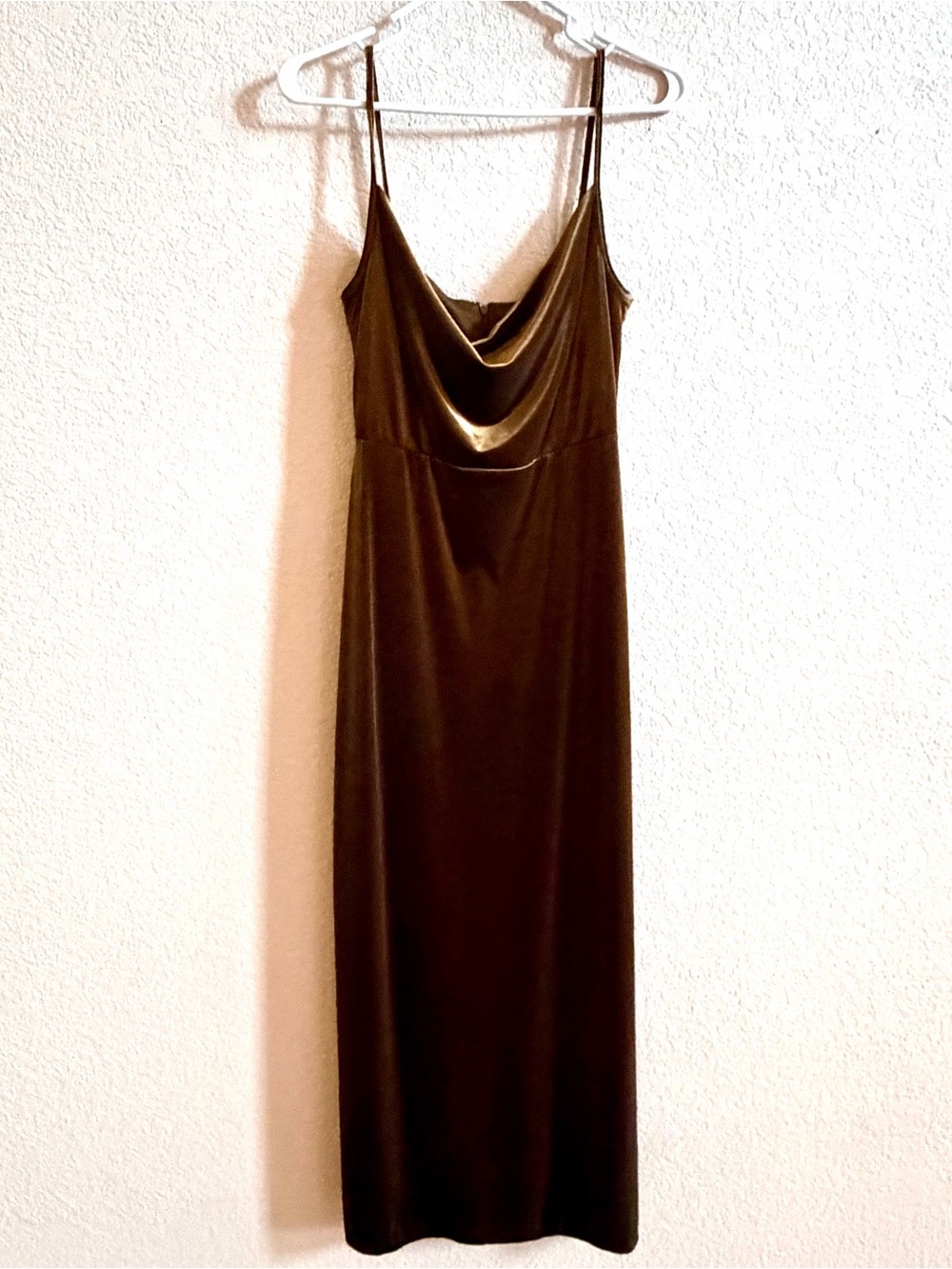 Just Taylor Velvet Cowl Spaghetti Strap Maxi Dress Brown Romantic Fairy Size 2